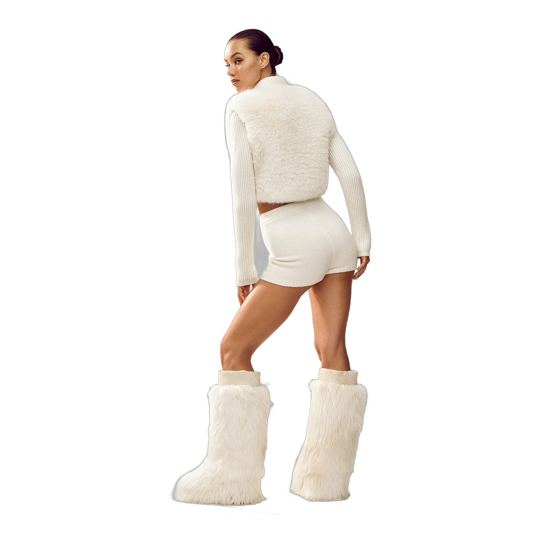 alo Cashmere High-Waist Embrace Short - Ivory by Alo Yoga