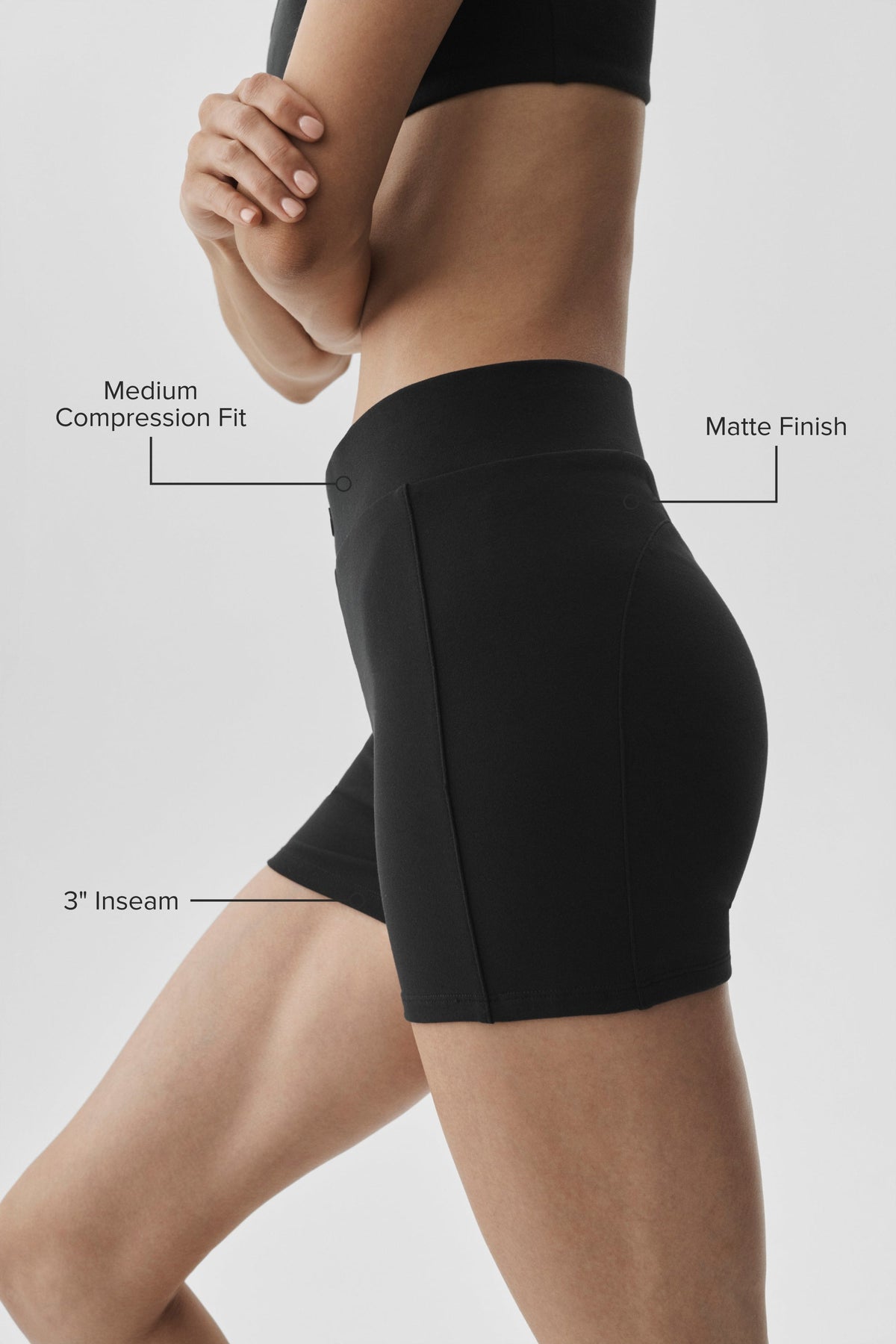 Alo Yoga 3" Airbrush High-Waist Aura Short in Black, product image 2 of 6