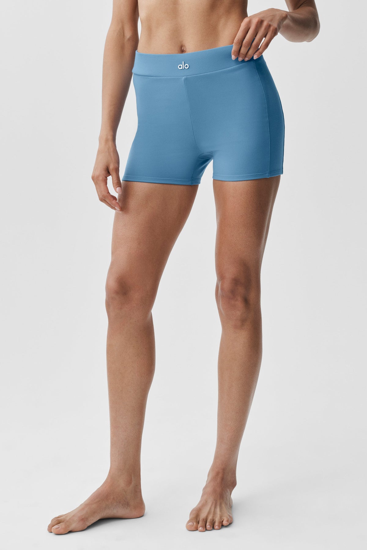 Alo Yoga 3" Airbrush High-Waist Aura Short in California Blue