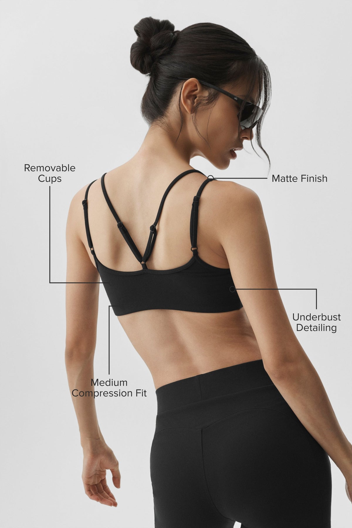 Alo Yoga Airbrush Aura Bra in Black, product image 2 of 6