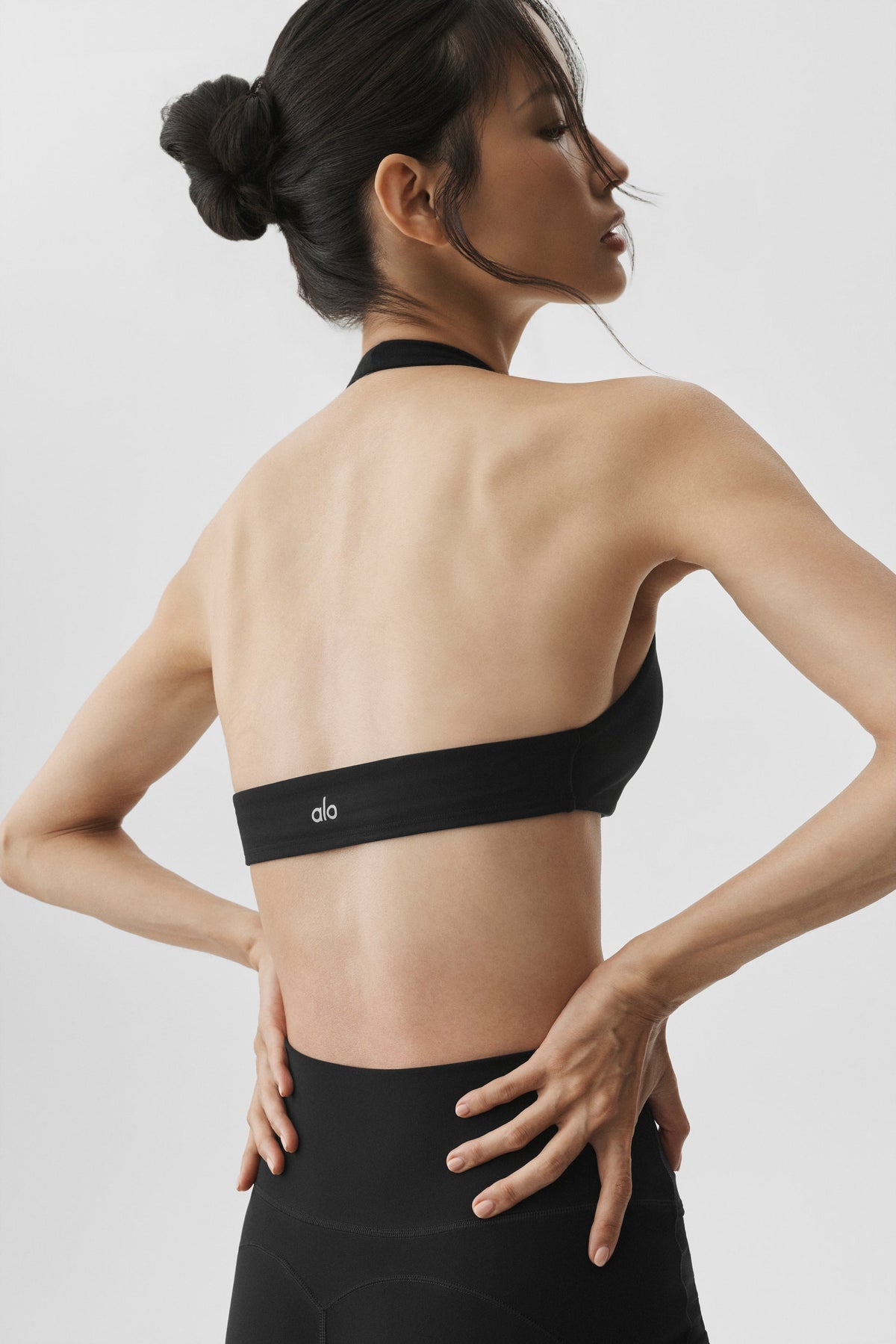 Alo Yoga Alosoft Intuition Bra in Black, product image 3 of 5