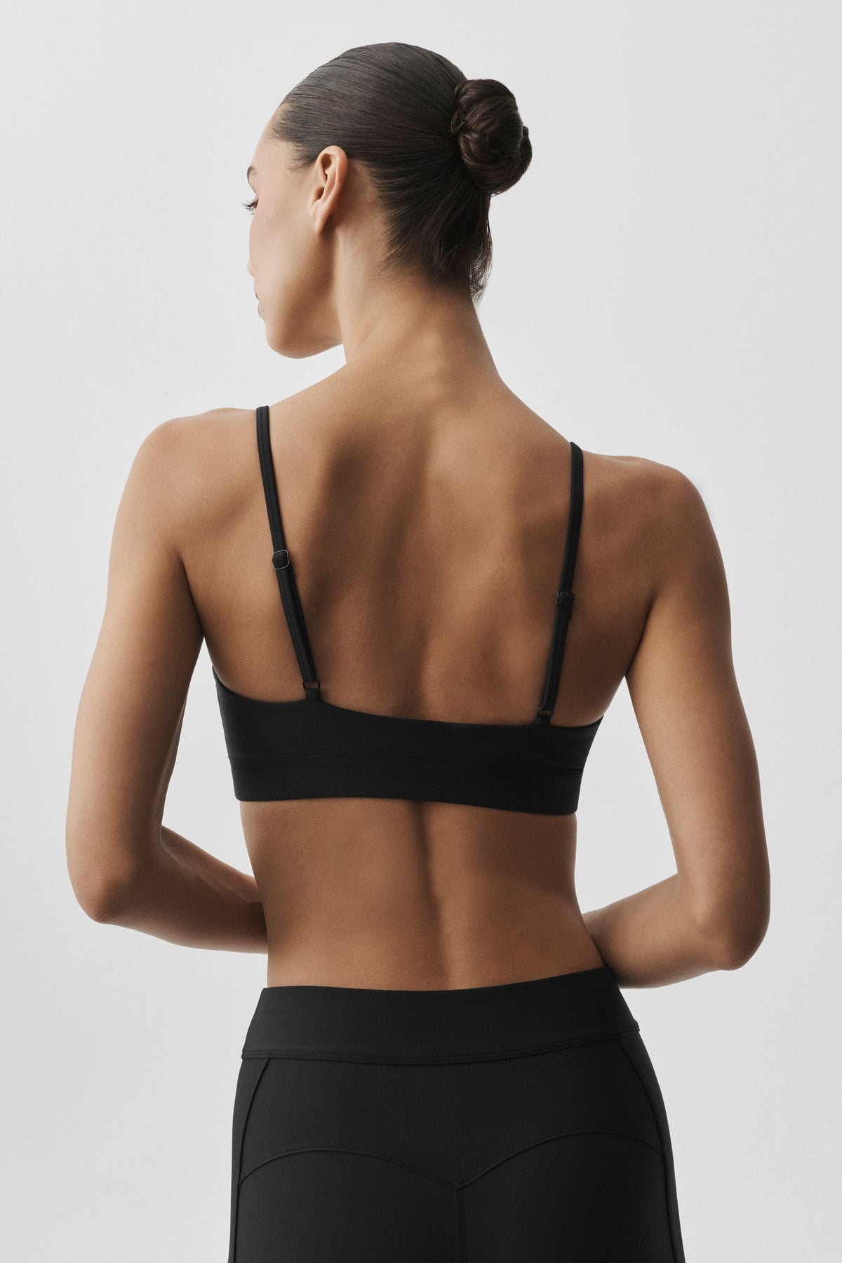 Alo Yoga Airlift Skyglow Bra in Black, product image 3 of 4