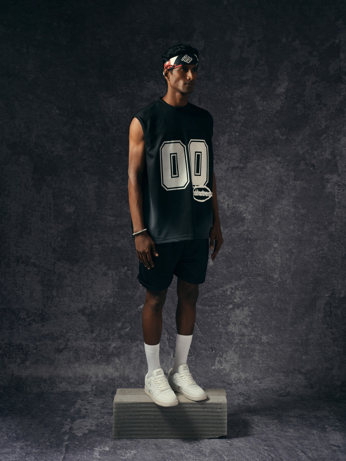 00 Black Basic Sleeveless Jersey by oddnoteven
