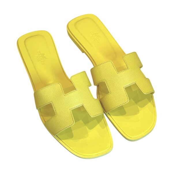 Hermès Oran Sandals – Jaune Curcuma Calfskin Elegance (EU 35-42) - Zeuskicks