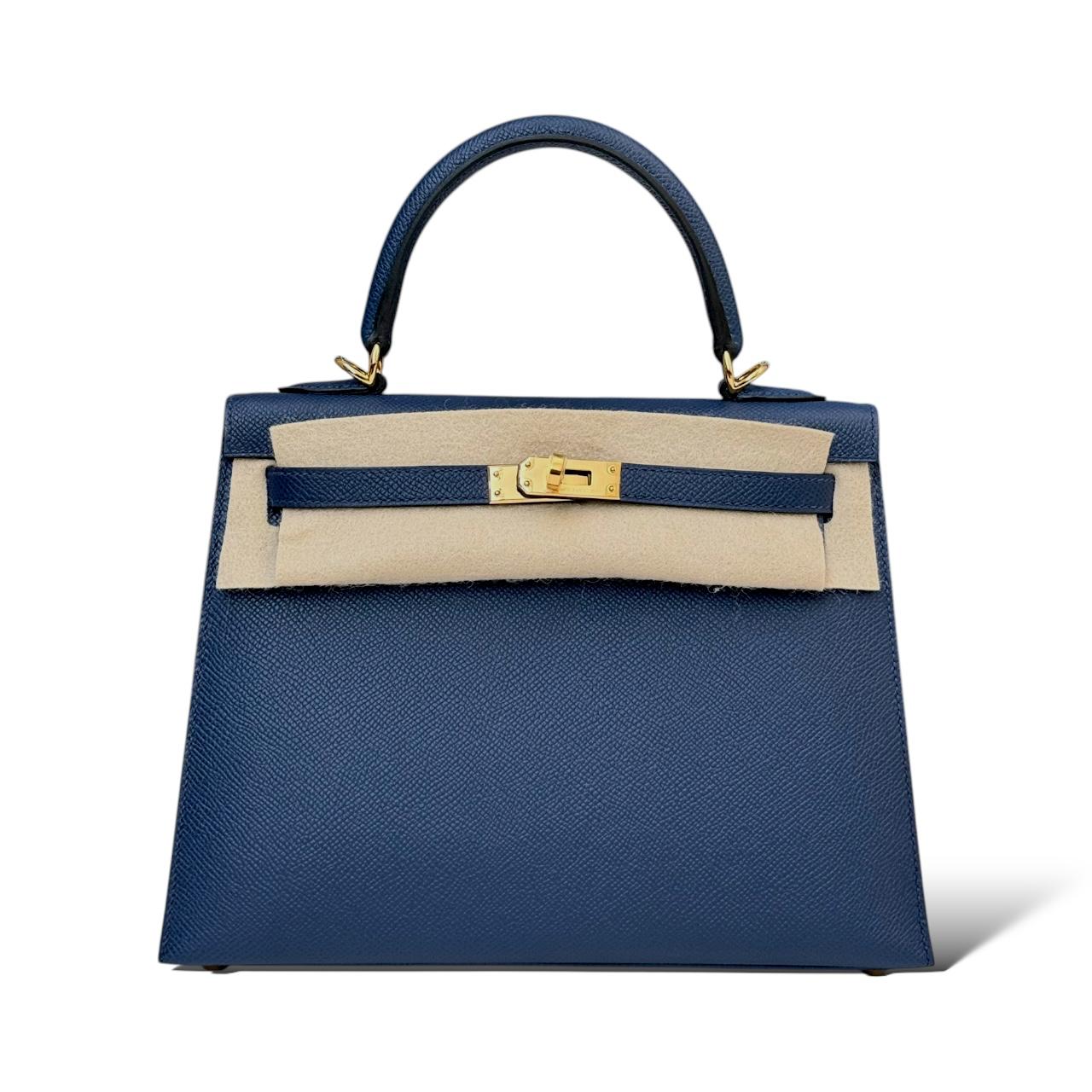 Hermès Kelly 25 — Navy Bleu Epsom Leather Gold Hardware