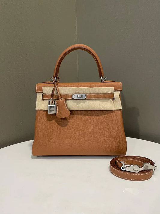 Hermès Kelly 25 – Gold Togo with Palladium Hardware (PHW) - Zeuskicks