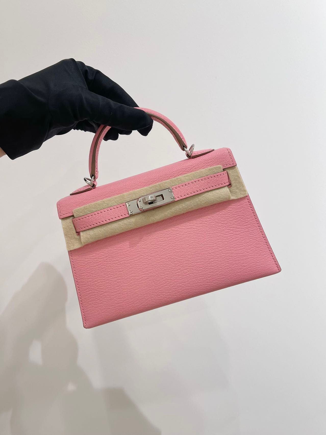 Hermès Mini Kelly – Pink Rose Confetti Chevre Leather with Palladium Hardware - Zeuskicks