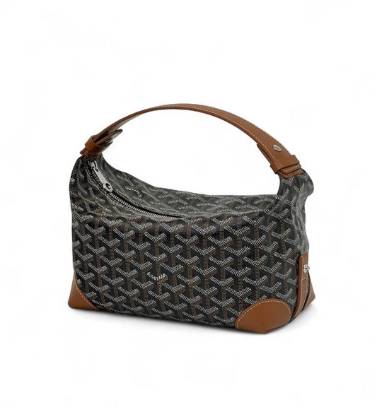 Goyard Cosmetic Bag – Compact & Chic - Zeuskicks