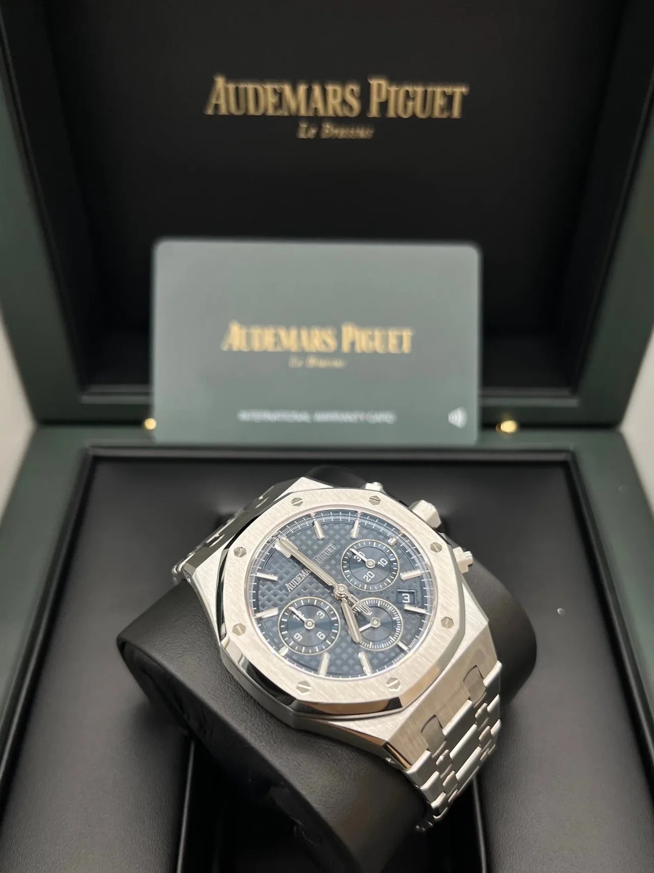 Men’s Audemars Piguet Royal Oak Chronograph 26450ST Blue Dial Steel Watch 2026