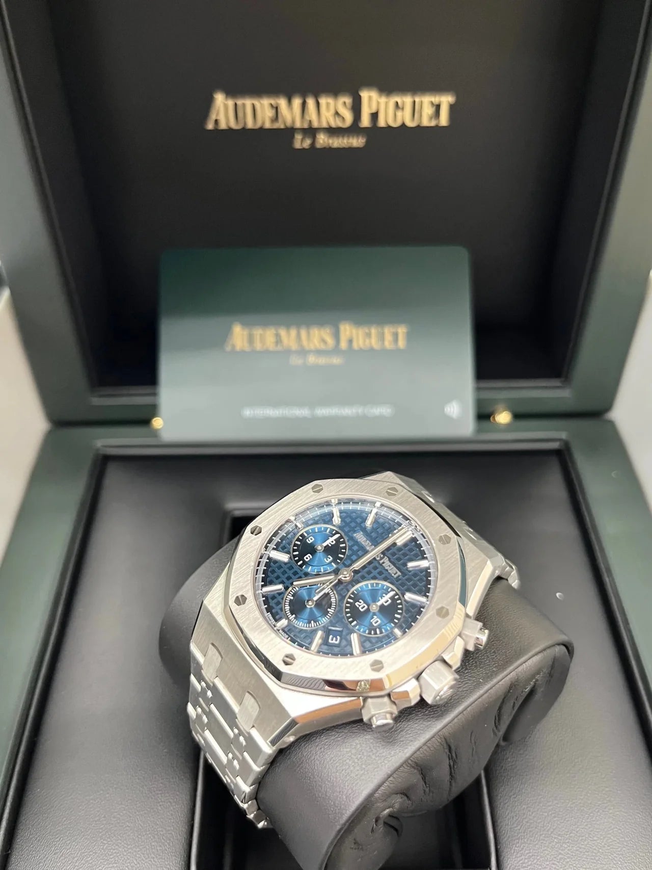 Men’s Audemars Piguet Royal Oak Chronograph 26450ST Blue Dial Steel Watch 2026