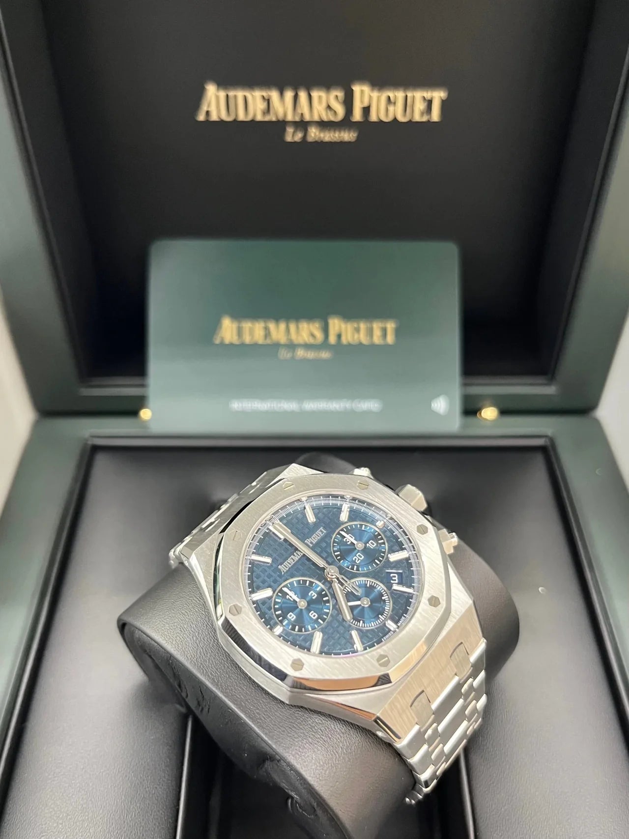 Men’s Audemars Piguet Royal Oak Chronograph 26450ST Blue Dial Steel Watch 2026