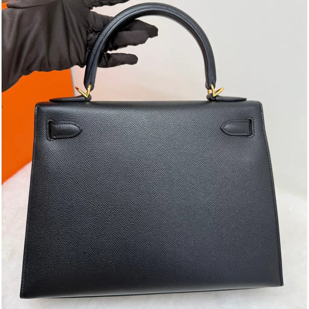 Hermès Kelly 28 – Black Epsom Leather, Gold Hardware