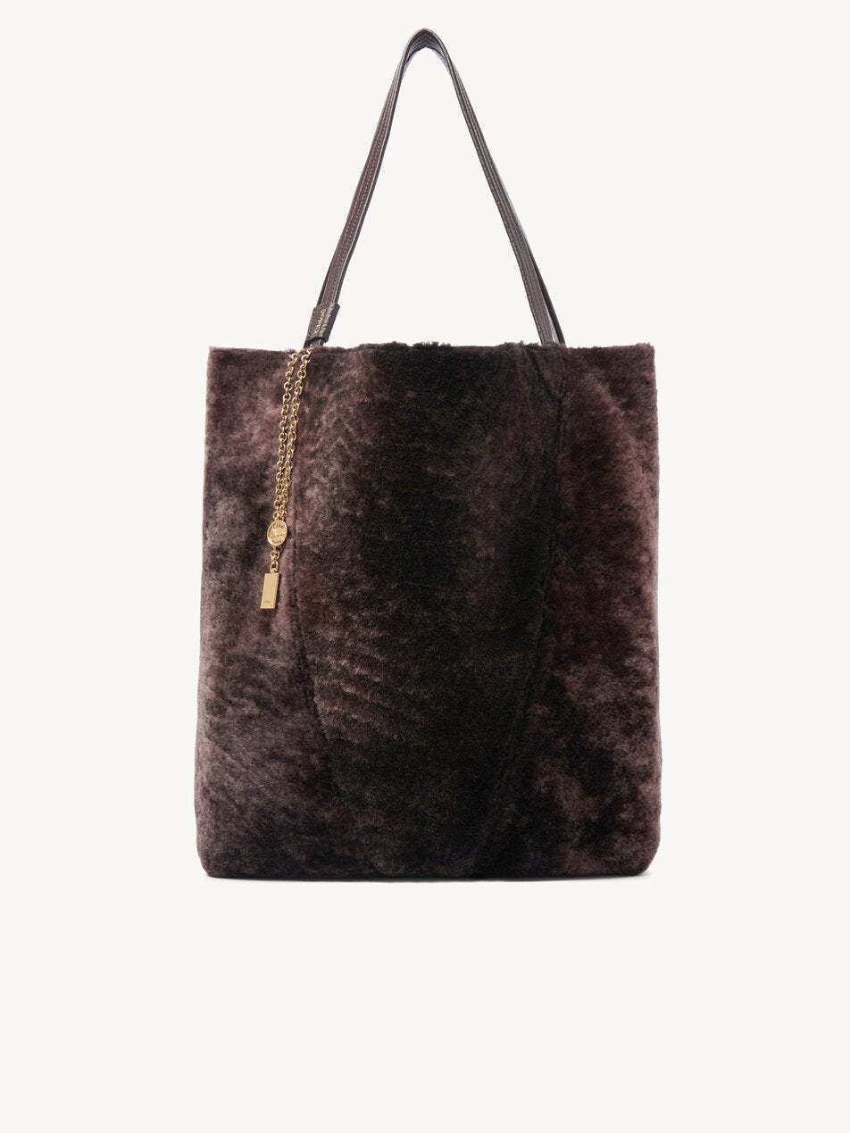 CHLOE Large Chloé Spin tote bag in shearling Kohl Brown by CHLOE