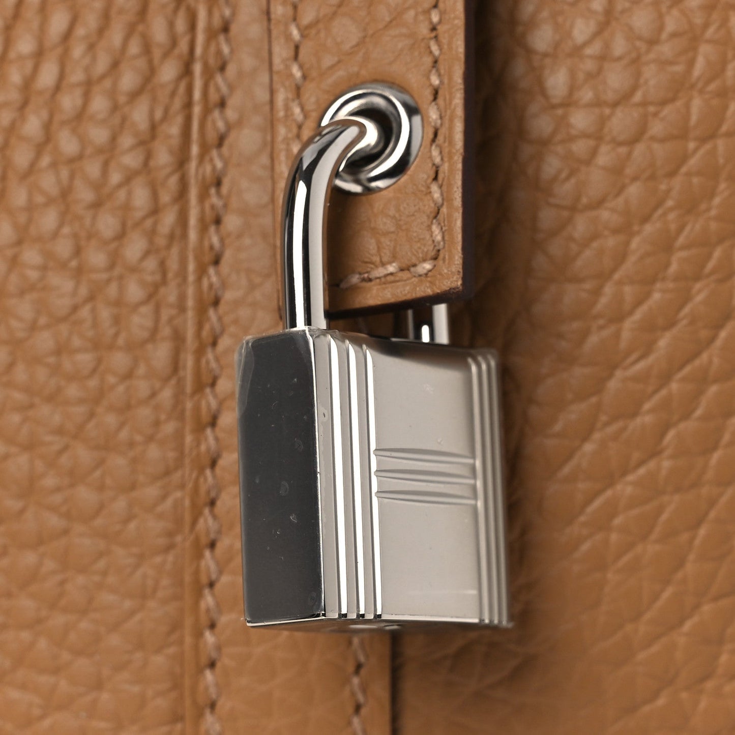 Hermès Picotin Lock 18 PM – Biscuit Taurillon Clemence