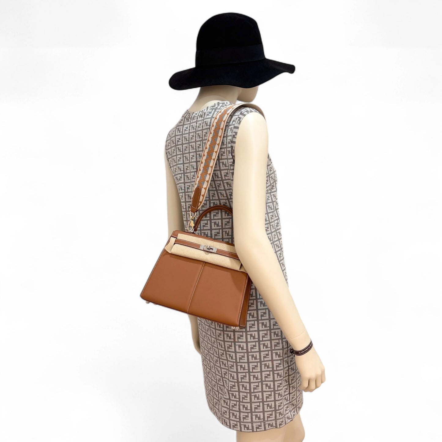 Hermès 2022 Medium Gold/Brown Swift Leather Bag – Silver Hardware, Shoulder, Box & Accessories - Zeuskicks