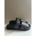 Hermès Chypre Sandals – Matte Graphite Alligator Edition