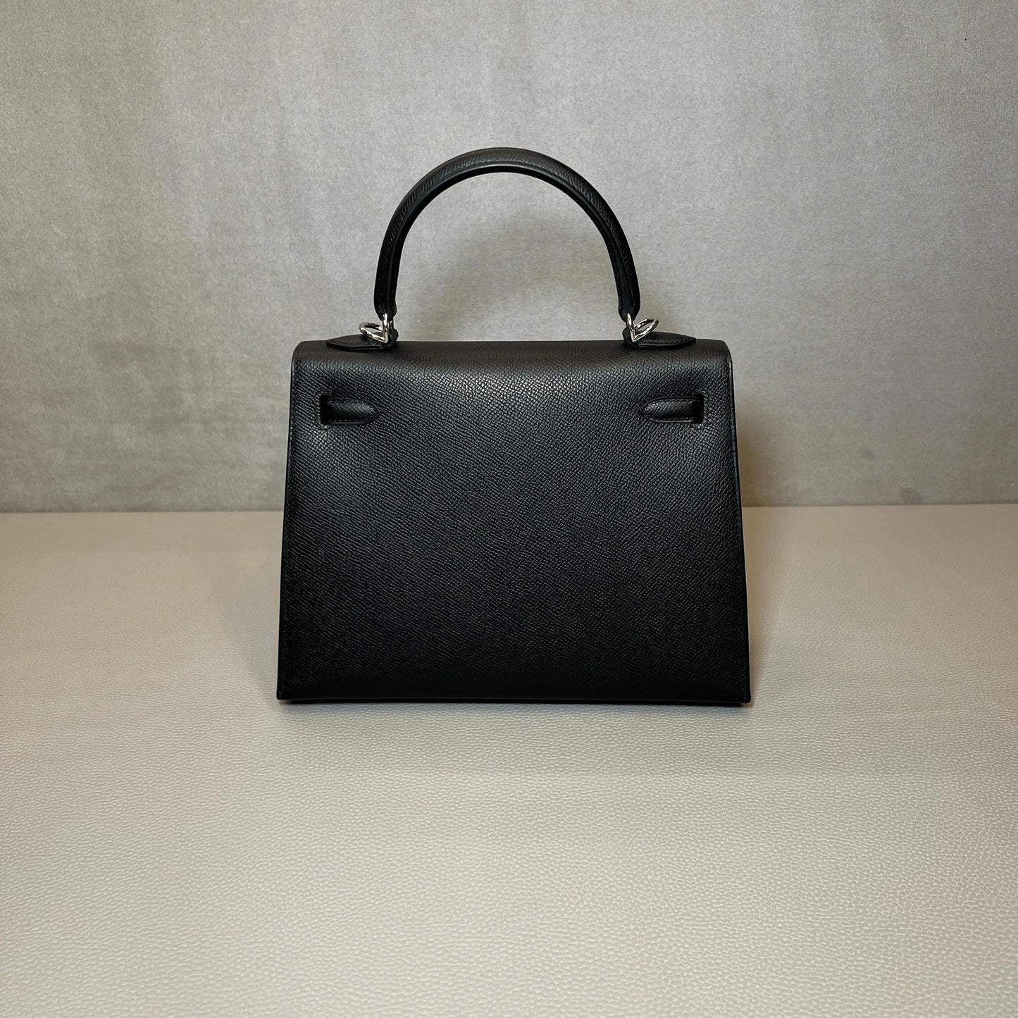 Hermès Kelly Sellier 25 – Noir Epsom with Palladium Hardware