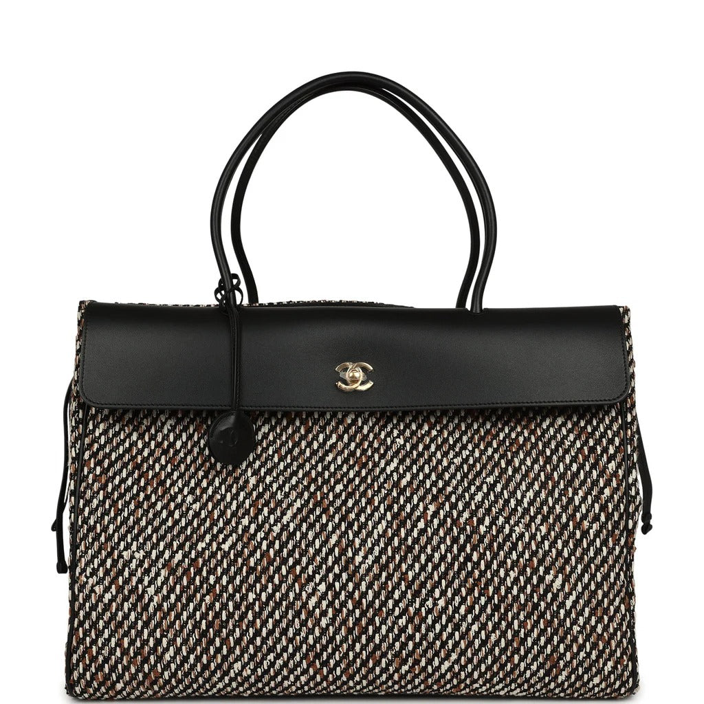 Chanel XXL "Urban Essential" Shopping Tote – Black