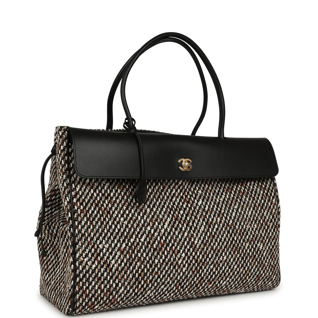 Chanel XXL "Urban Essential" Shopping Tote – Black