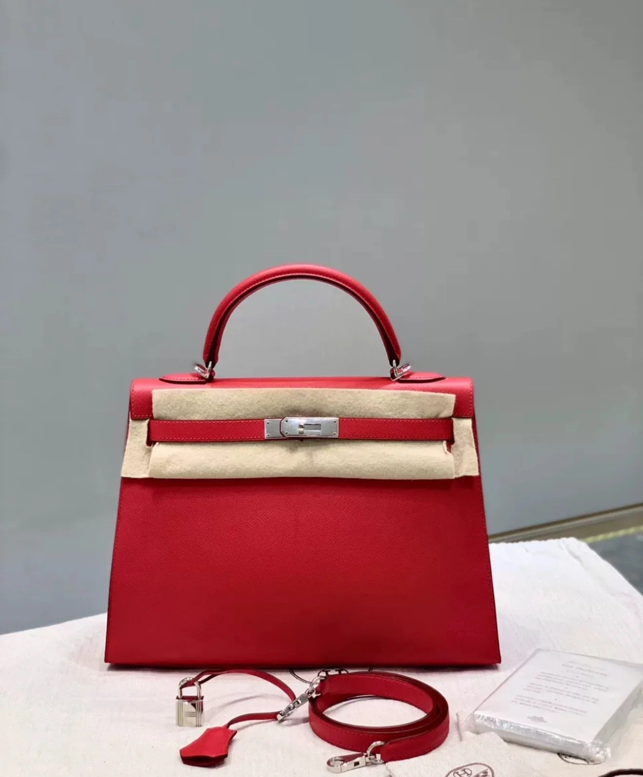 Hermès Kelly 32 – Red Epsom Leather with Palladium Hardware
