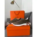 Hermès Bouncing Sneakers – Khaki Ribbed Fabric & Beige H Edition