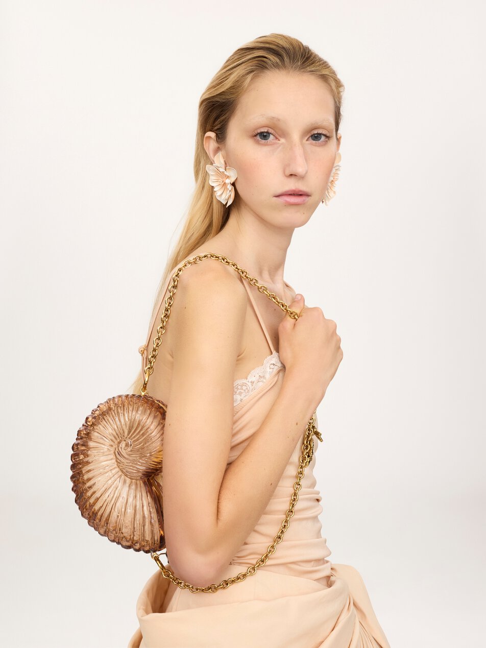 CHLOE Sea Treasures shell minaudière in plexiglass Woodrose by CHLOE