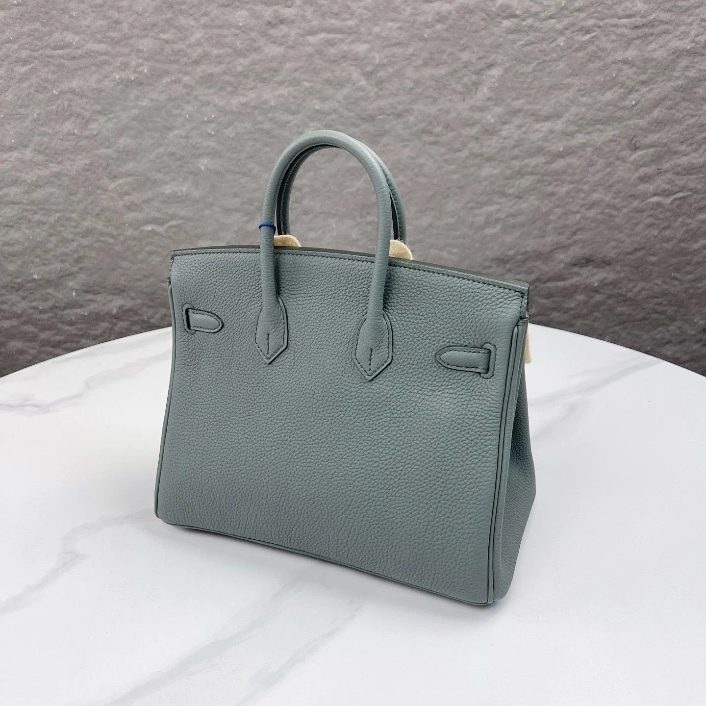 Hermès Birkin 25 – Vert Amande Togo Leather with Gold Hardware - Zeuskicks