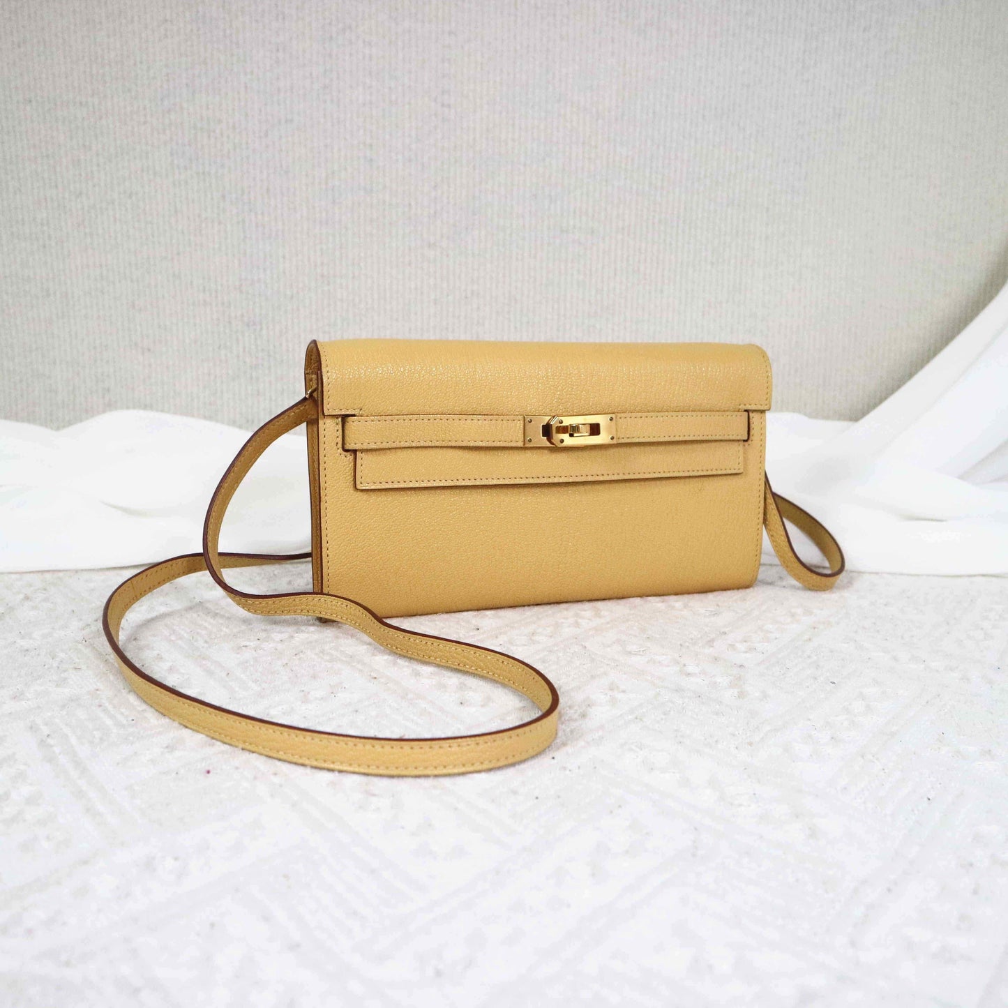 Hermès Kelly To Go Wallet in Evercolor 1S Foin