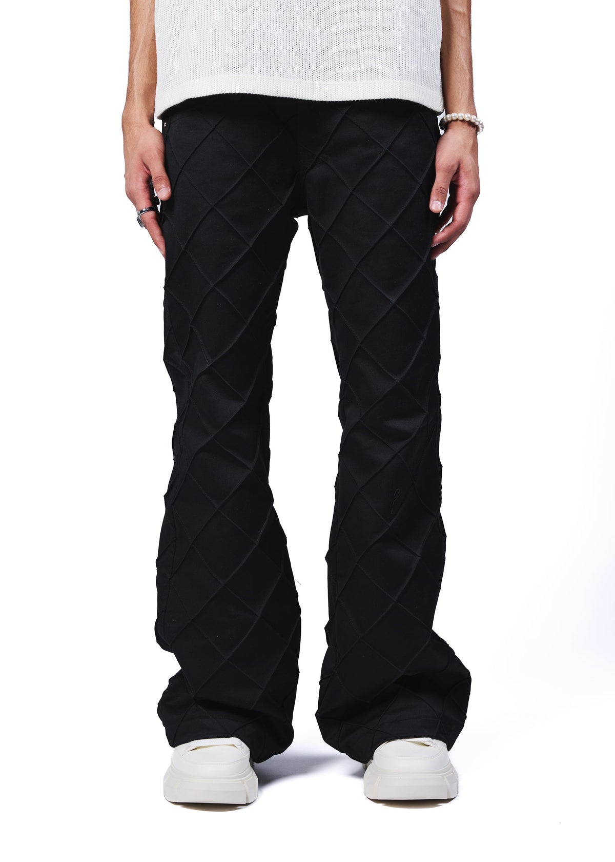 Pin tucks denim by EVEMEN