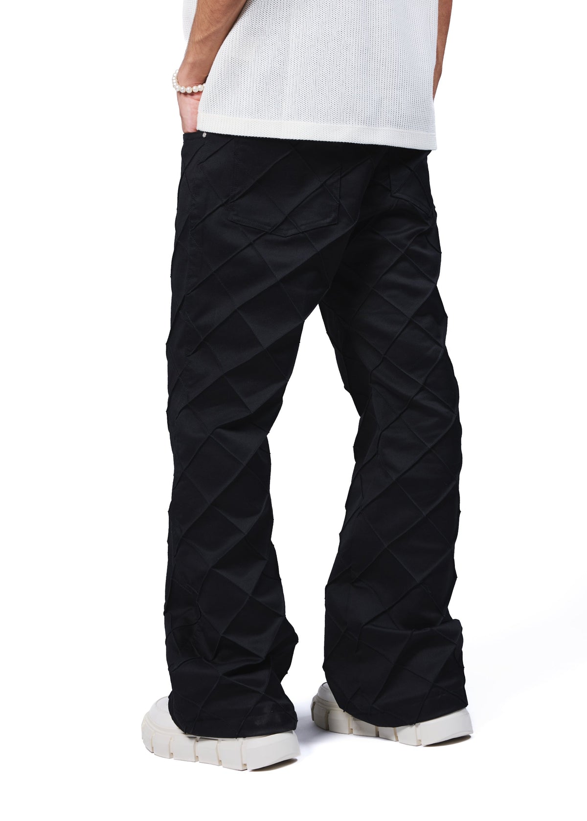 Pin tucks denim by EVEMEN