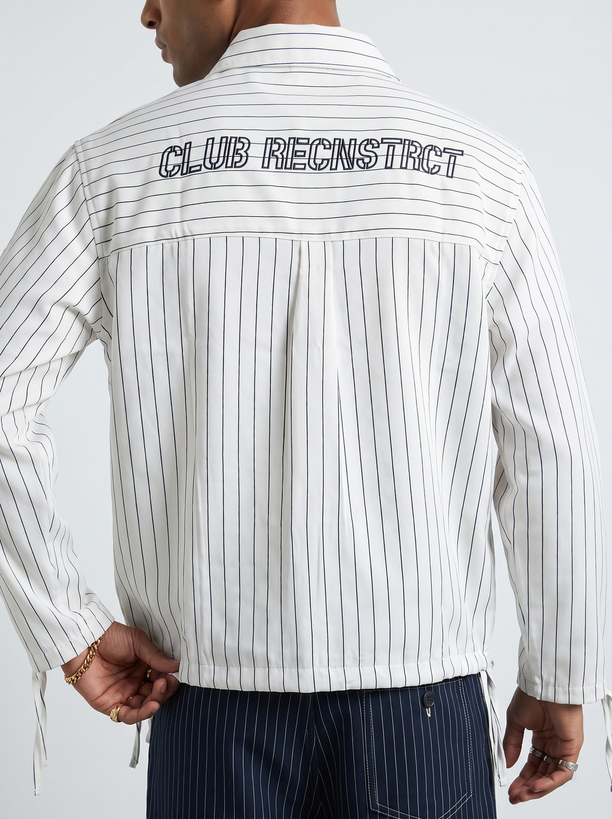 Stripped Void Boxy fit - White by RECNSTRCT