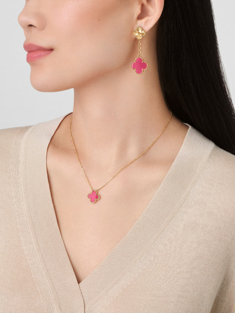 Magic Alhambra earrings, 2 motifs in pink enamel and 18K yellow gold, worn view